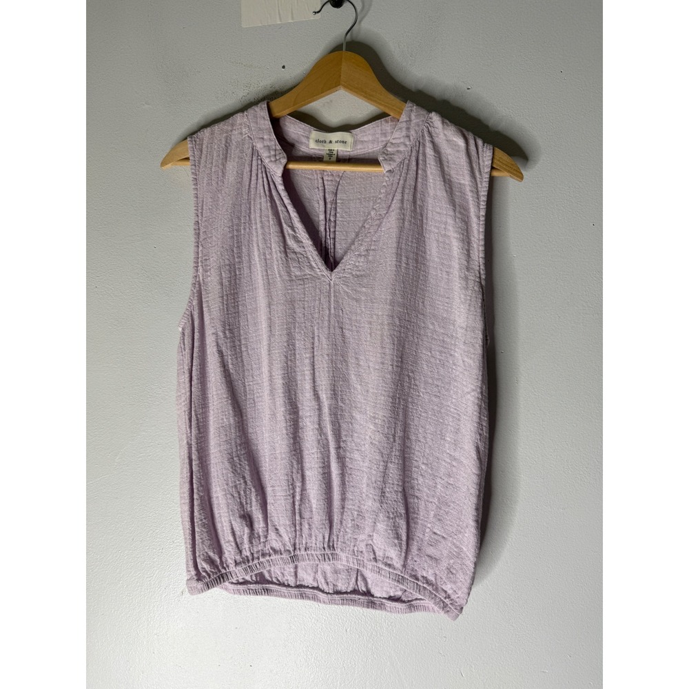 Cloth & stone lavender v neck sleeveless top size small